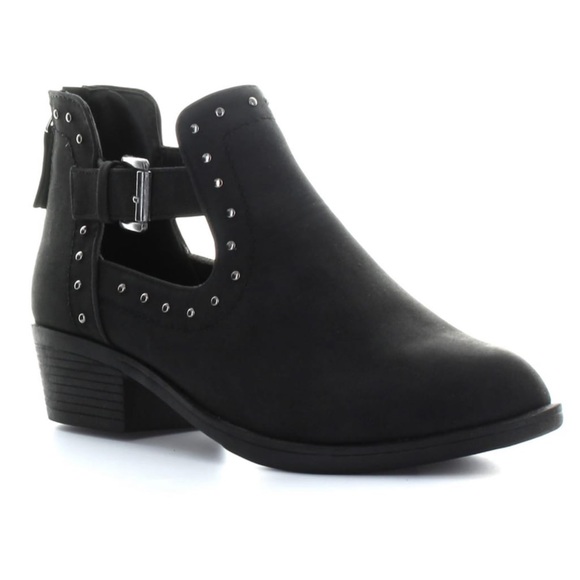 Seven7 Shoes - Seven7 Women’s Ankle Boot